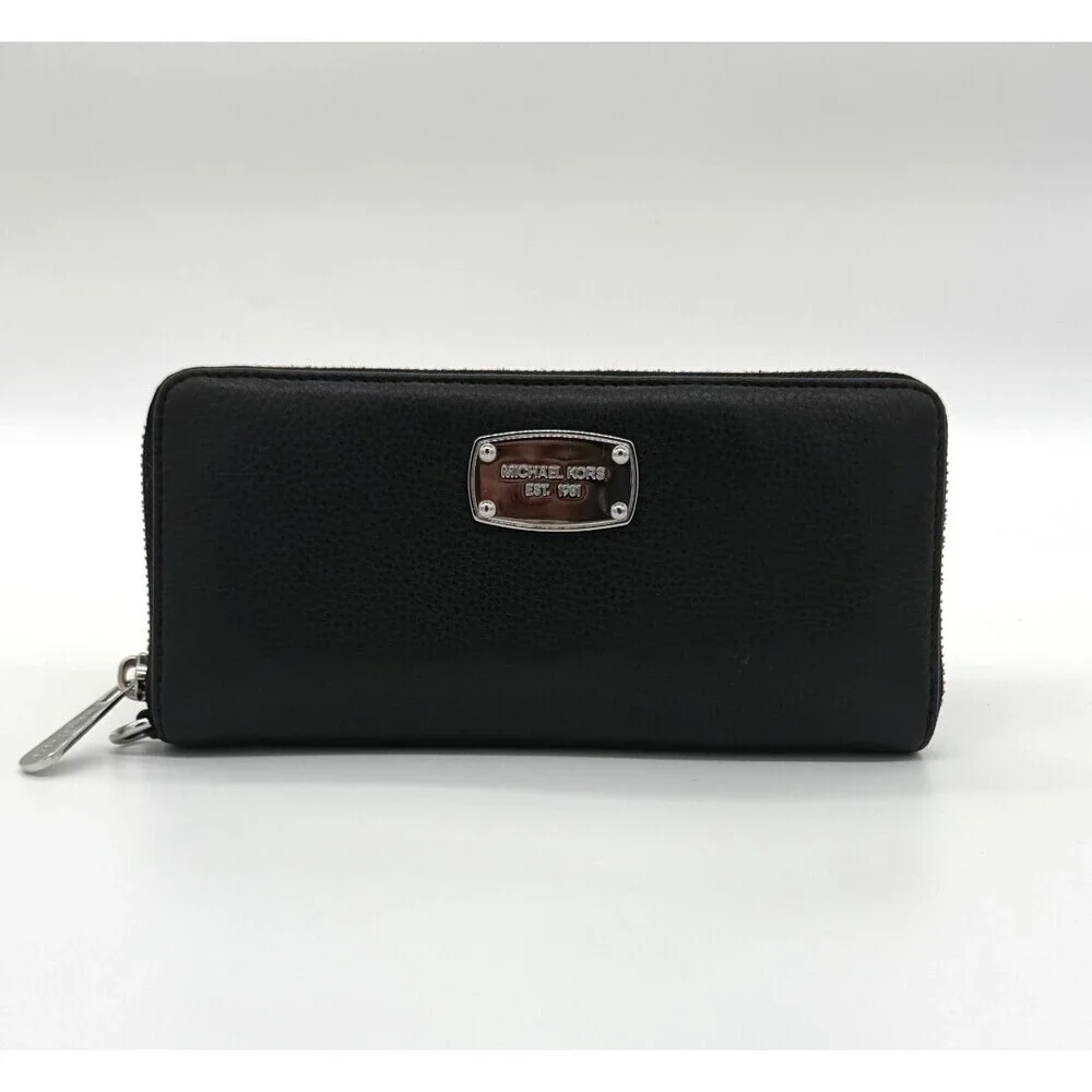 Michael Kors Jet Set Large Travel Continental Black Pebbled Leather Zip Wallet